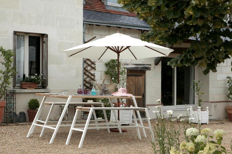 Une Maison, Un Jardin Berthenay Eksteriør billede