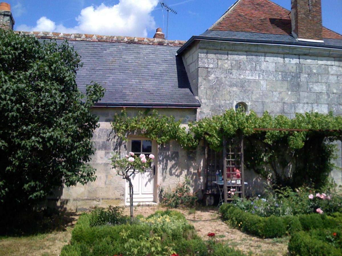 Une Maison, Un Jardin Berthenay Eksteriør billede